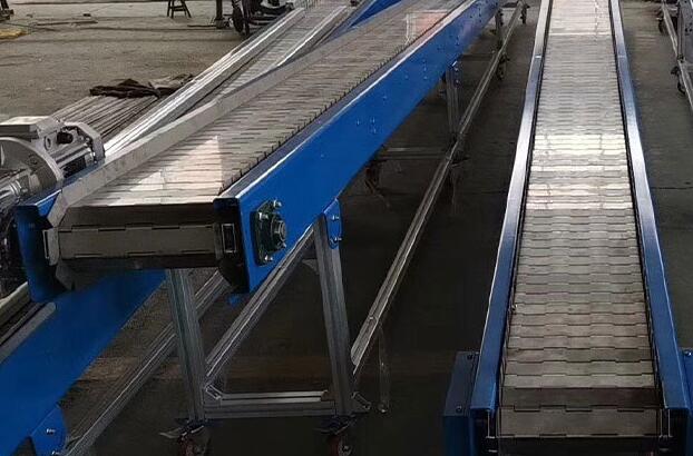 輸送機
