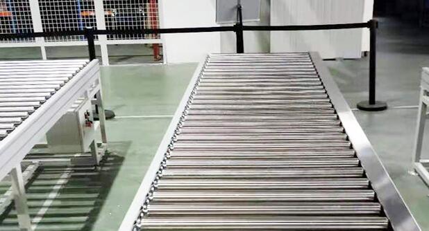 輸送機
